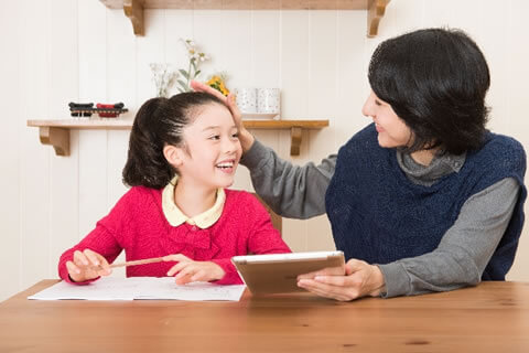 「褒めること」の大切さ<